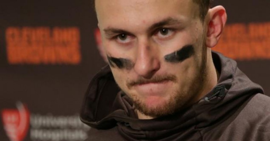 1458715743_browns-seahawks-football.jpg