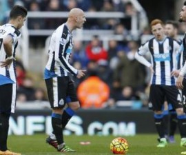 88599283_newcastleplayers.jpg
