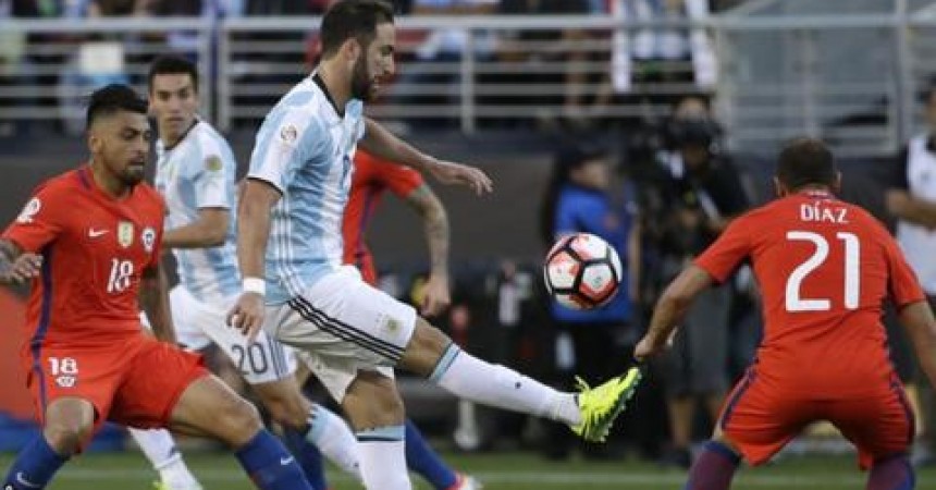 90362616_higuain2_ap.jpg