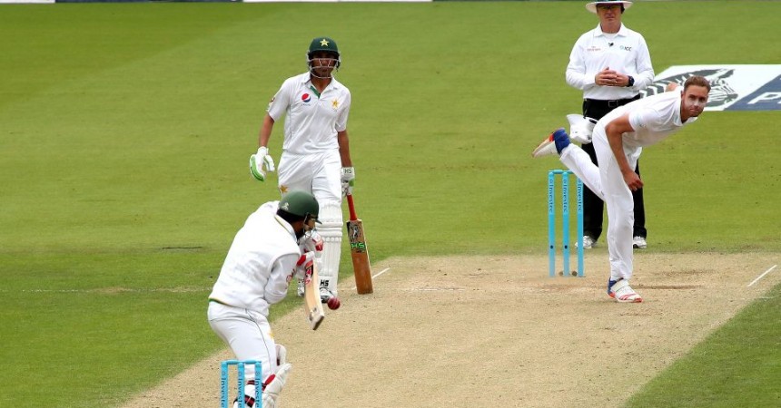 1471096411_dm_160813_Pakistan_take_charge_on_Day_Three.jpg