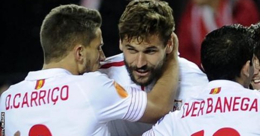 90542274_llorentepals.jpg