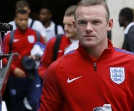 90962987_englandrooneycaptain_ap.jpg